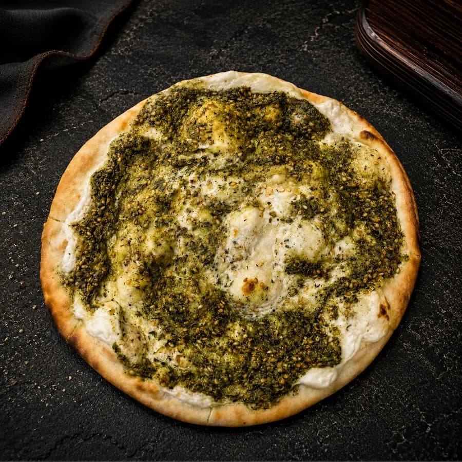 فطيرة زعتر ولبنة - فرن ولحم